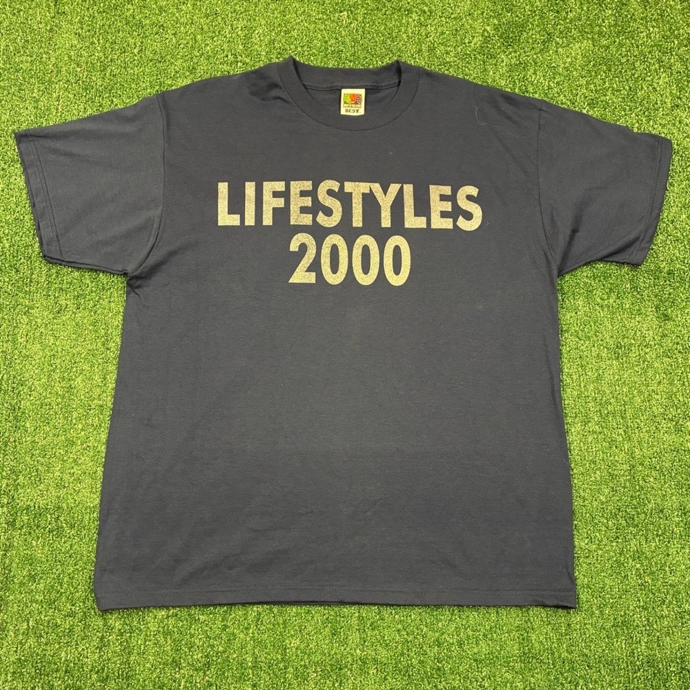 Vintage 2000 Lifestyles Spell-Out Graphic T-shirt